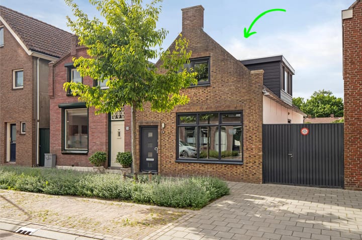 Photo of property Bredaseweg 72, Roosendaal