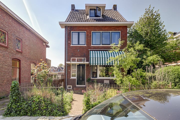 Brederodestraat 1 in Dordrecht