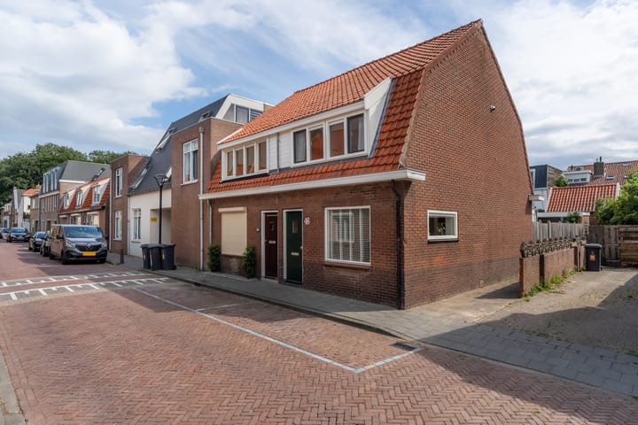 Photo of property Brederodestraat 46, Vianen