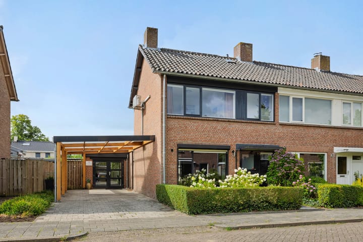 Brederostraat 11 in Rosmalen