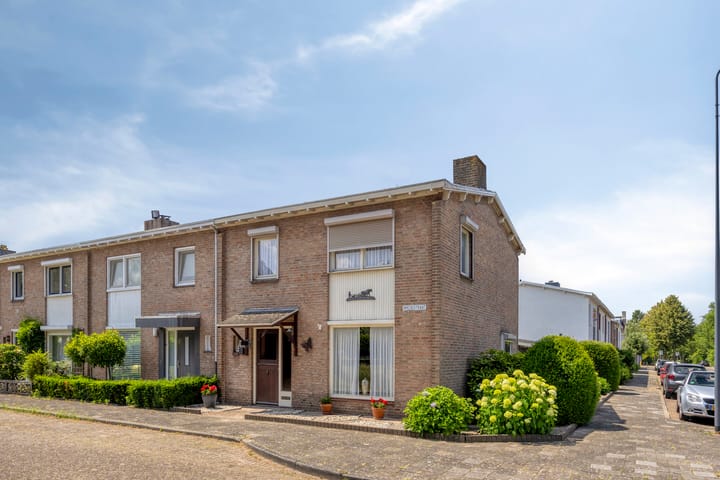 Bredestraat 1 in Rosmalen