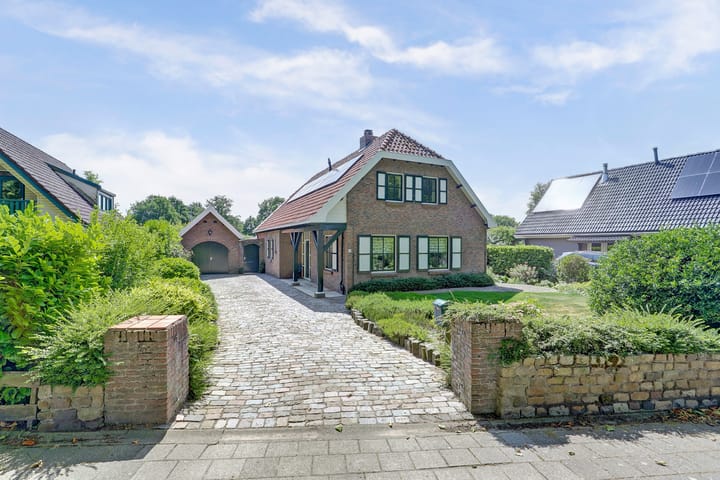 Photo of property Bredeweg 13, Sirjansland