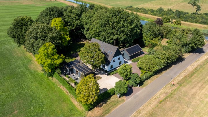 Photo of property Breedenbroekseweg 3, Voorst