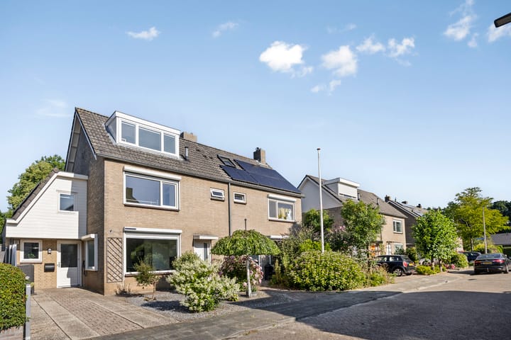 Breedendamlaan 18 in Beusichem