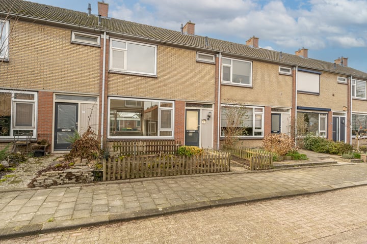 Breedveldstraat 8 in 's-Gravendeel