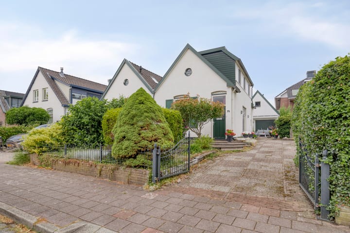 Photo of property Breegraven 75, Warnsveld
