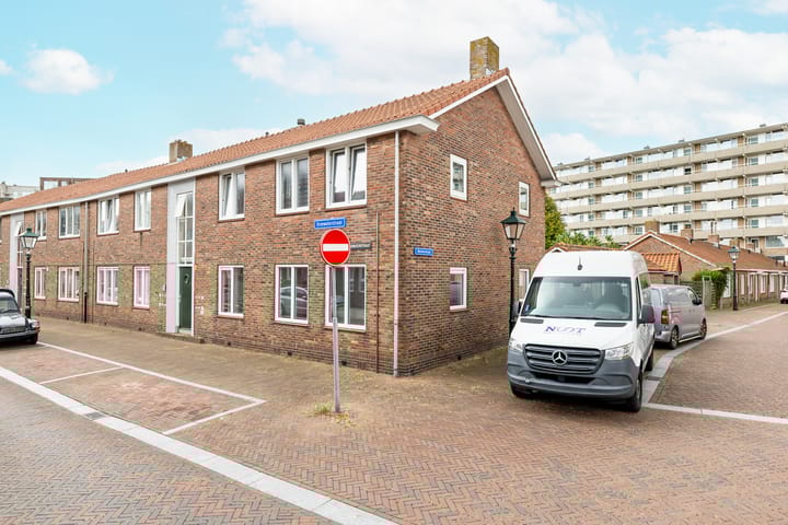 Photo of property Breewaterstraat 45, Vlissingen