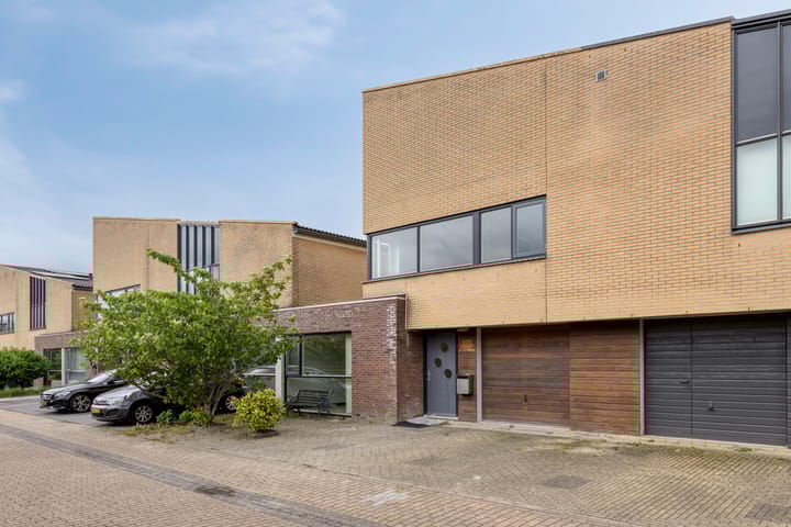 Photo of property Breitnerhof 134, Hoorn