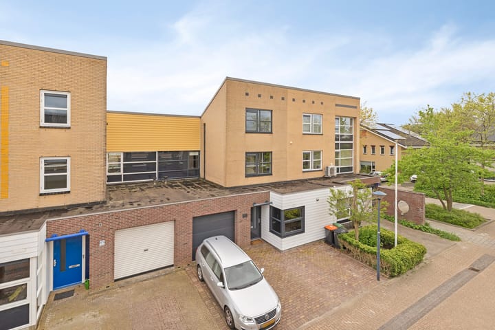 Photo of property Breitnerhof 86, Hoorn
