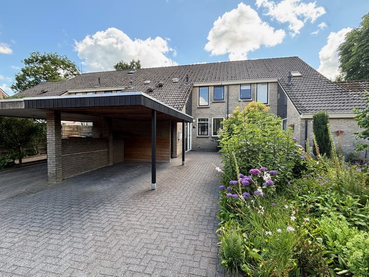 Bremlaan 23 in Vroomshoop