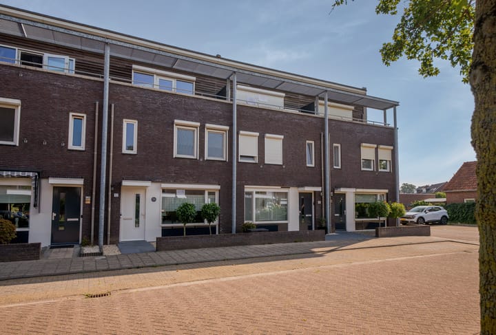 Bremraap 12 in Tegelen