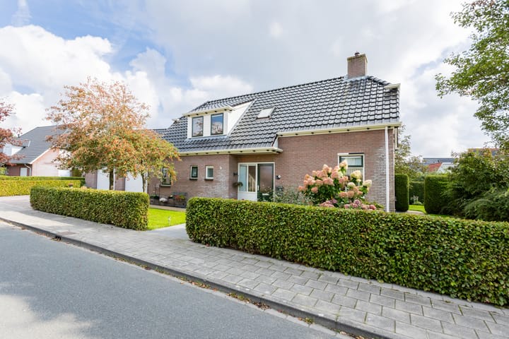 Bremstraat 18 in Zevenhuizen