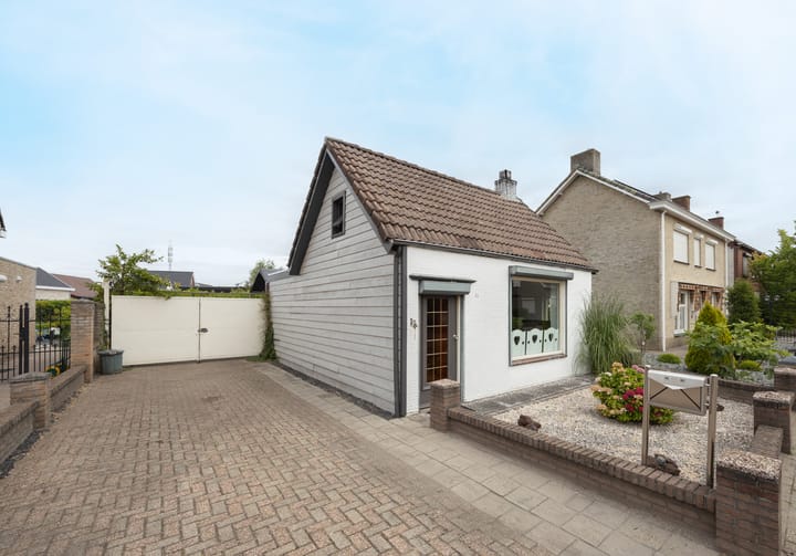 Bremstraat 24 in St. Willebrord Foto