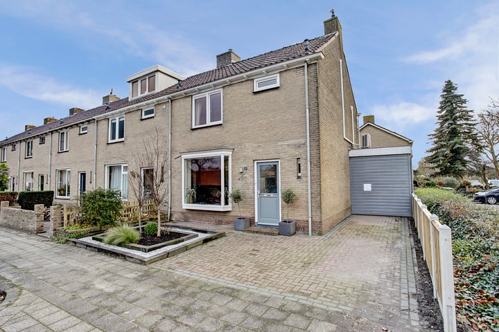 Brilliant Starstraat 61 in Bovenkarspel