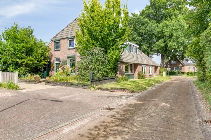 Photo of property Brinkstraat 6, Rolde