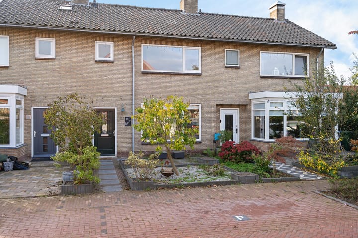 Photo of property Brittenruststraat 53, Alphen aan den Rijn