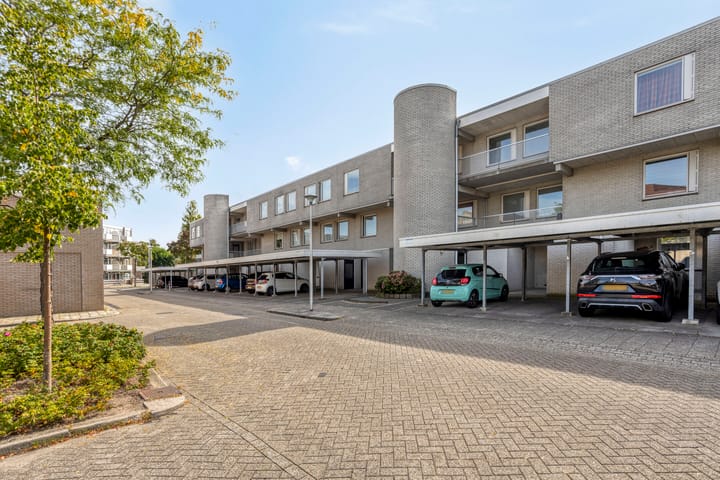 Photo of property Broederschap 33, Zwolle