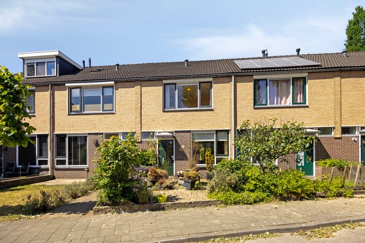 Broedersdijk 11 in Rijssen
