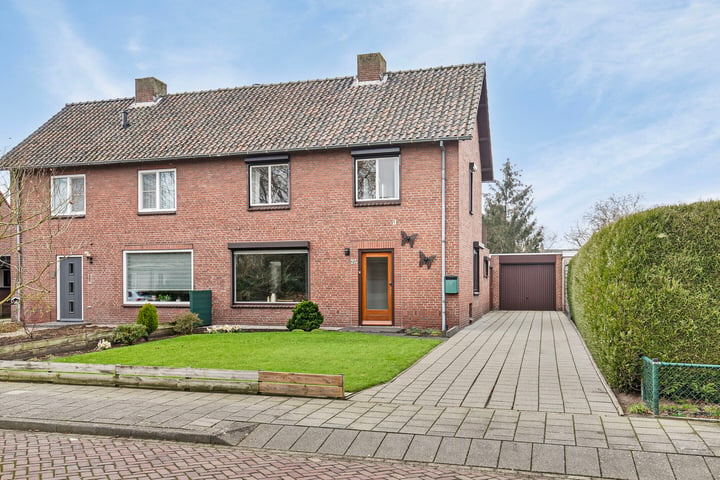 Broekerstraat 27b in Leende