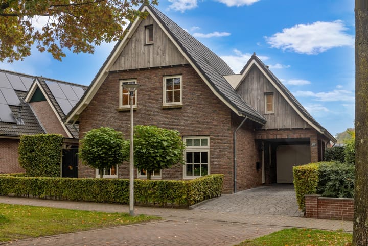 Broekheenseweg 97 in Enschede