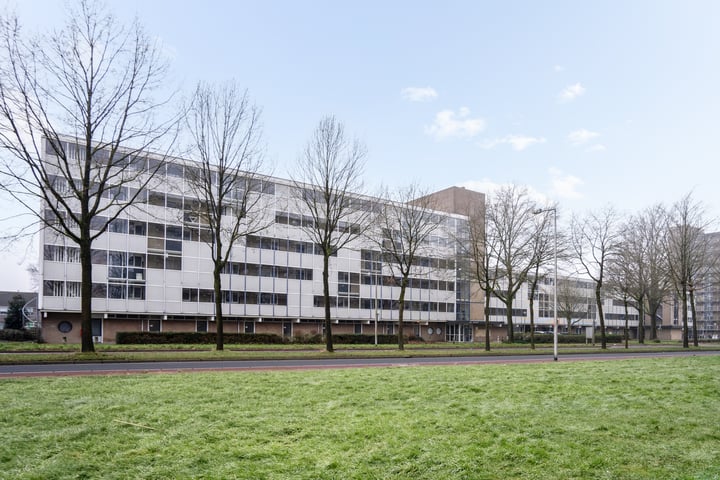 Broekheurne-ring 523 in Enschede