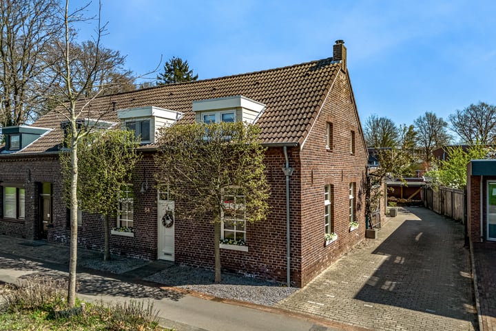 Broekhin Noord 54 in Roermond