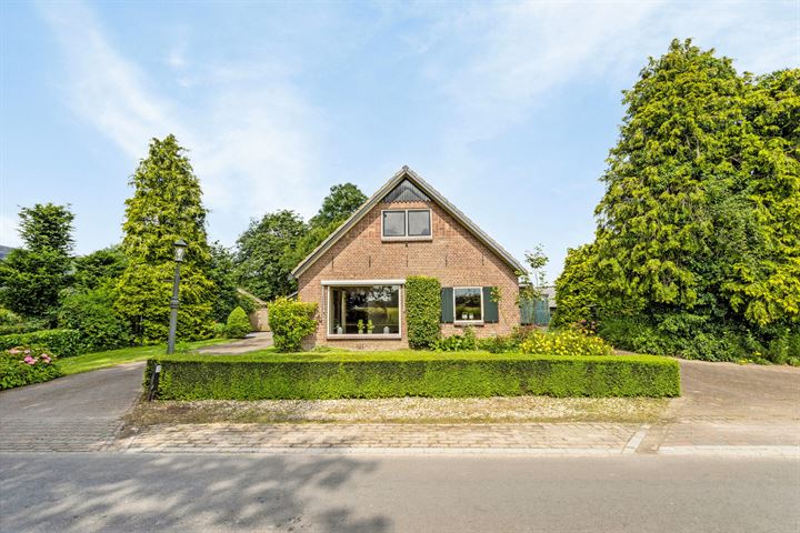Photo of property Broekhuizerstraat 11, Terwolde