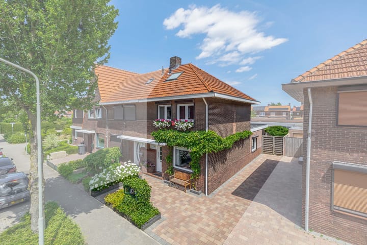 Broeklaan 55 in Tegelen foto