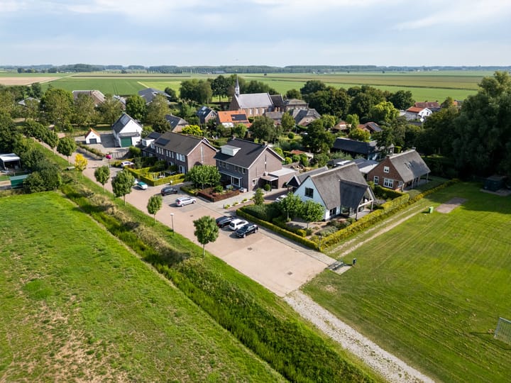 Broeksehof 13 in Babyloniënbroek photo