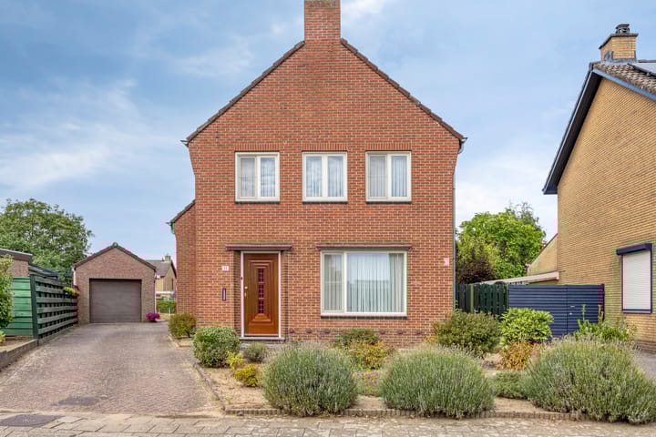 Photo of property Broekstraat 11, Maasbracht