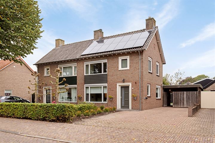 Broekstraat 27 in Molenschot