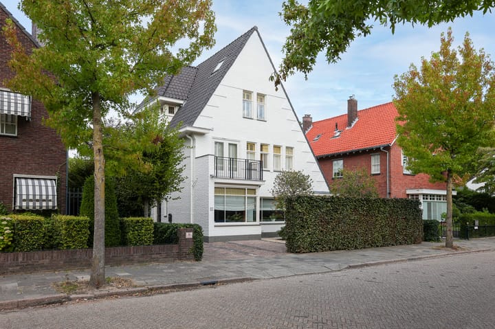 Broerelaan 15 in Eindhoven foto