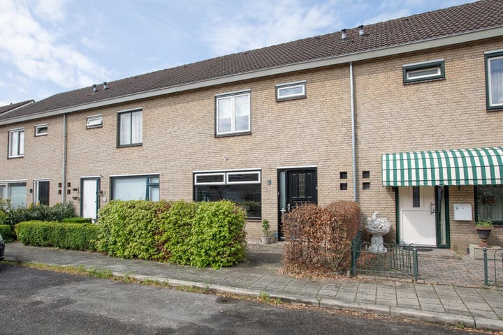 Photo of property Brucknerstraat 3, Almelo