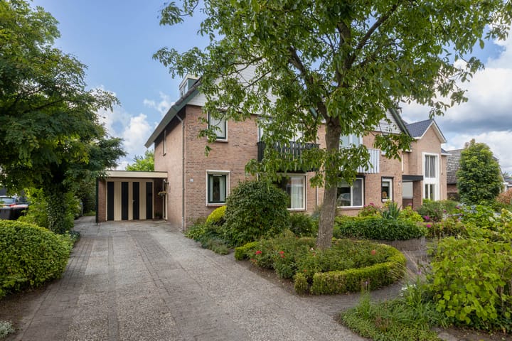 Foto van woning Bruglaan 22, Aadorp
