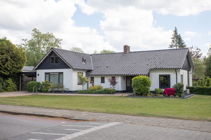 Bruglaan 3 in Aadorp
