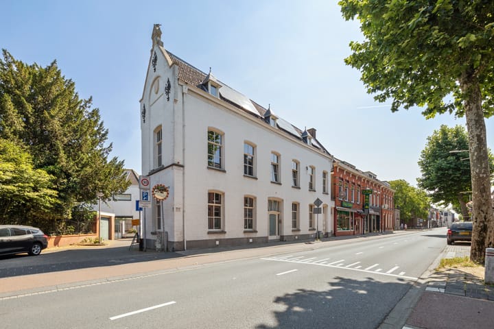 Brugstraat 42 dans Roosendaal photo