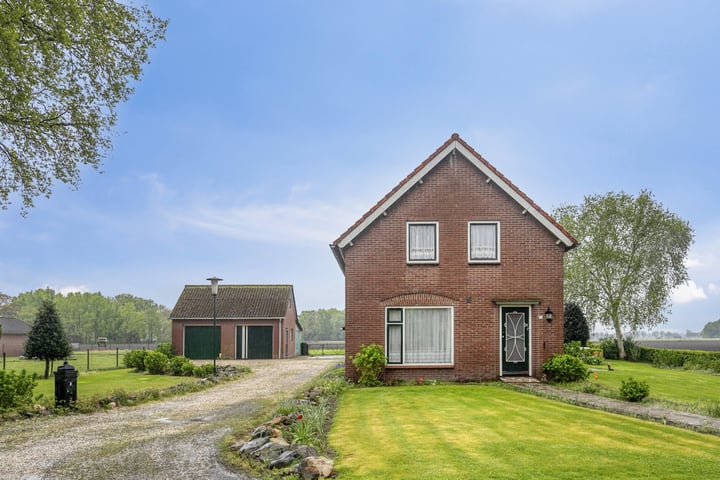 Brugstraat 8 in Oploo