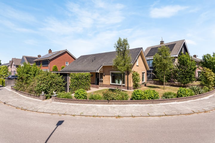Photo of property Bruinehaarsweg 2, Langeveen