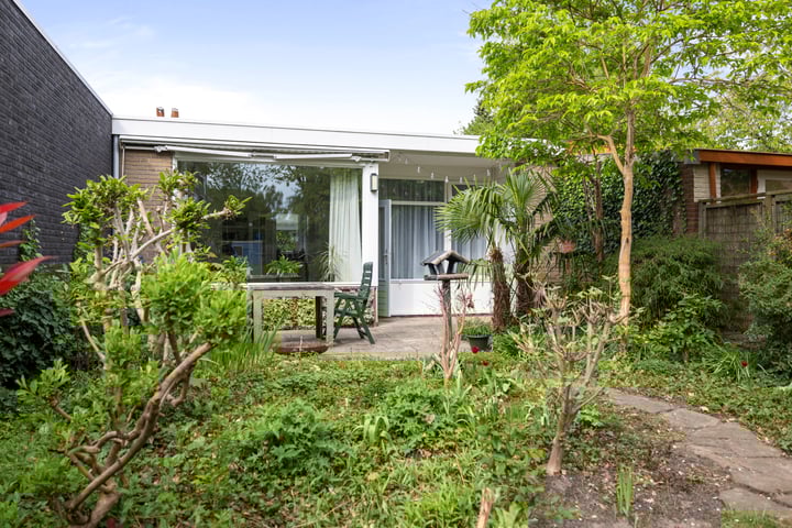 Photo of property Brusselstraat 15, Enschede