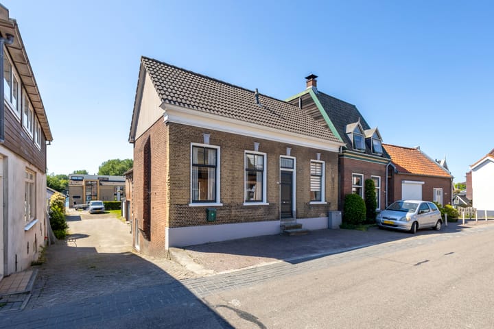 Buitendams 265 in Hardinxveld-Giessendam