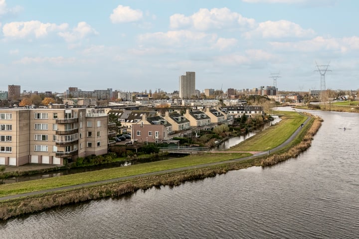 Buitendijklaan 128 in Leiderdorp