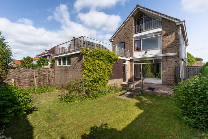 Buitenlandpoort 28 in Vianen