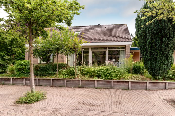 Buitenplaats 89 in Lelystad photo