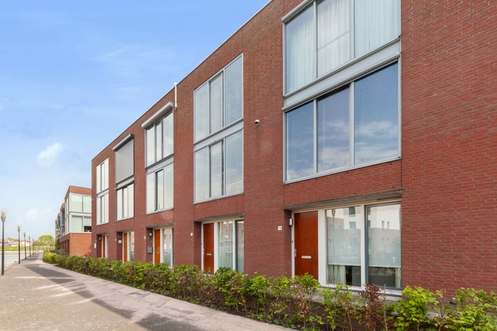 Buizengat 13 in Vlaardingen