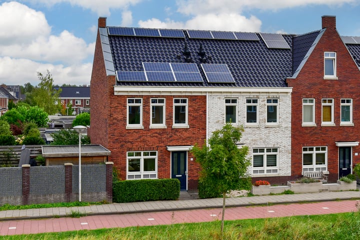 Photo of property Buizerd 2, Uithoorn
