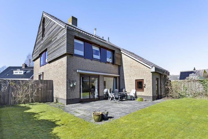 Photo of property Buizerd 9, Bunschoten-Spakenburg