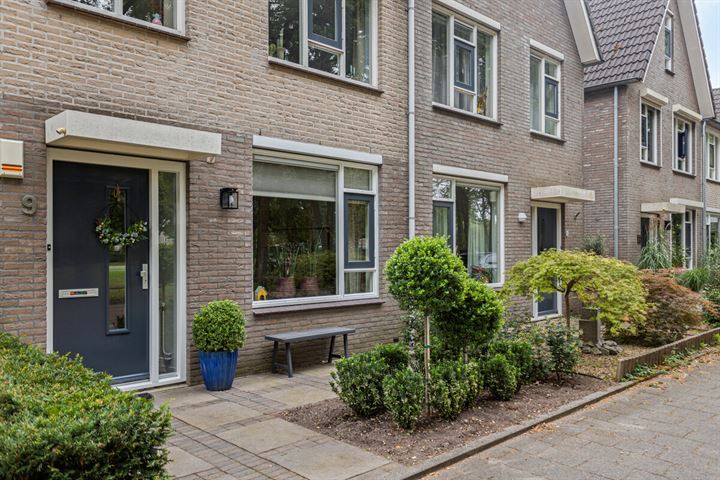 Photo of property Bunzinglaan 9, Veenendaal