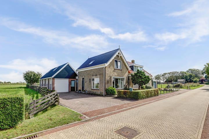 Buren 34 in Longerhouw Foto