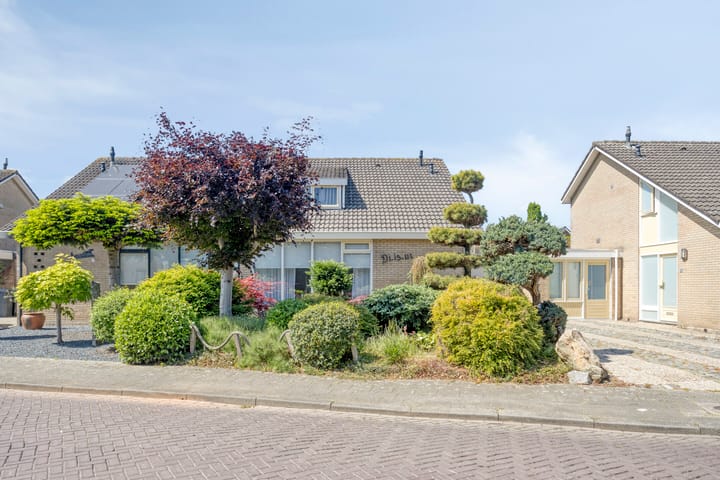 Burg. Dittersstraat 19 in Beneden-Leeuwen