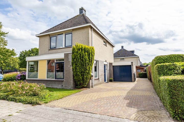 Photo of property Burg. Gaarlandtlaan 28, Gasselternijveen